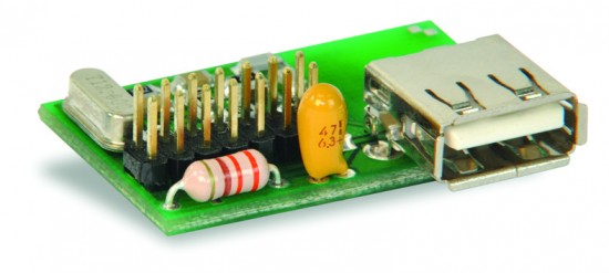 Přídavný modul pro OFF-LINE komunikaci přes USB flash. Využití pro odloučená pracoviště, kde je třeba evidovat docházku bez počítače. Data z terminálu se uloží na USB flash a poté načtou do docházkového programu na libovolném počítači.